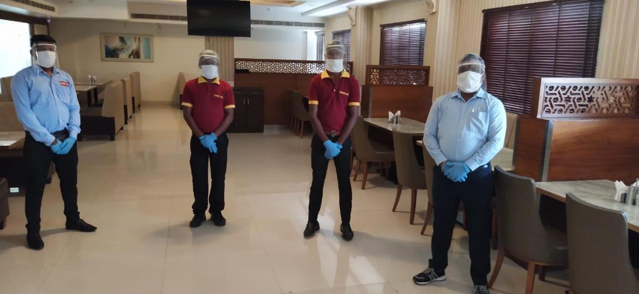 Hotel Grand Gayathri Khammam 외부 사진