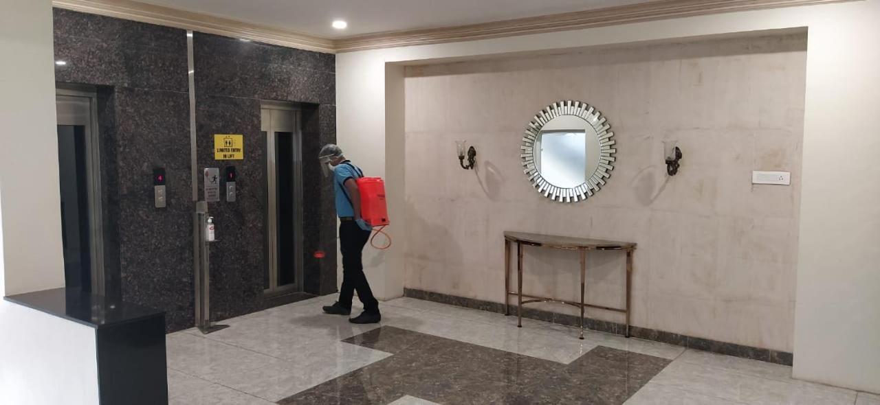 Hotel Grand Gayathri Khammam 외부 사진